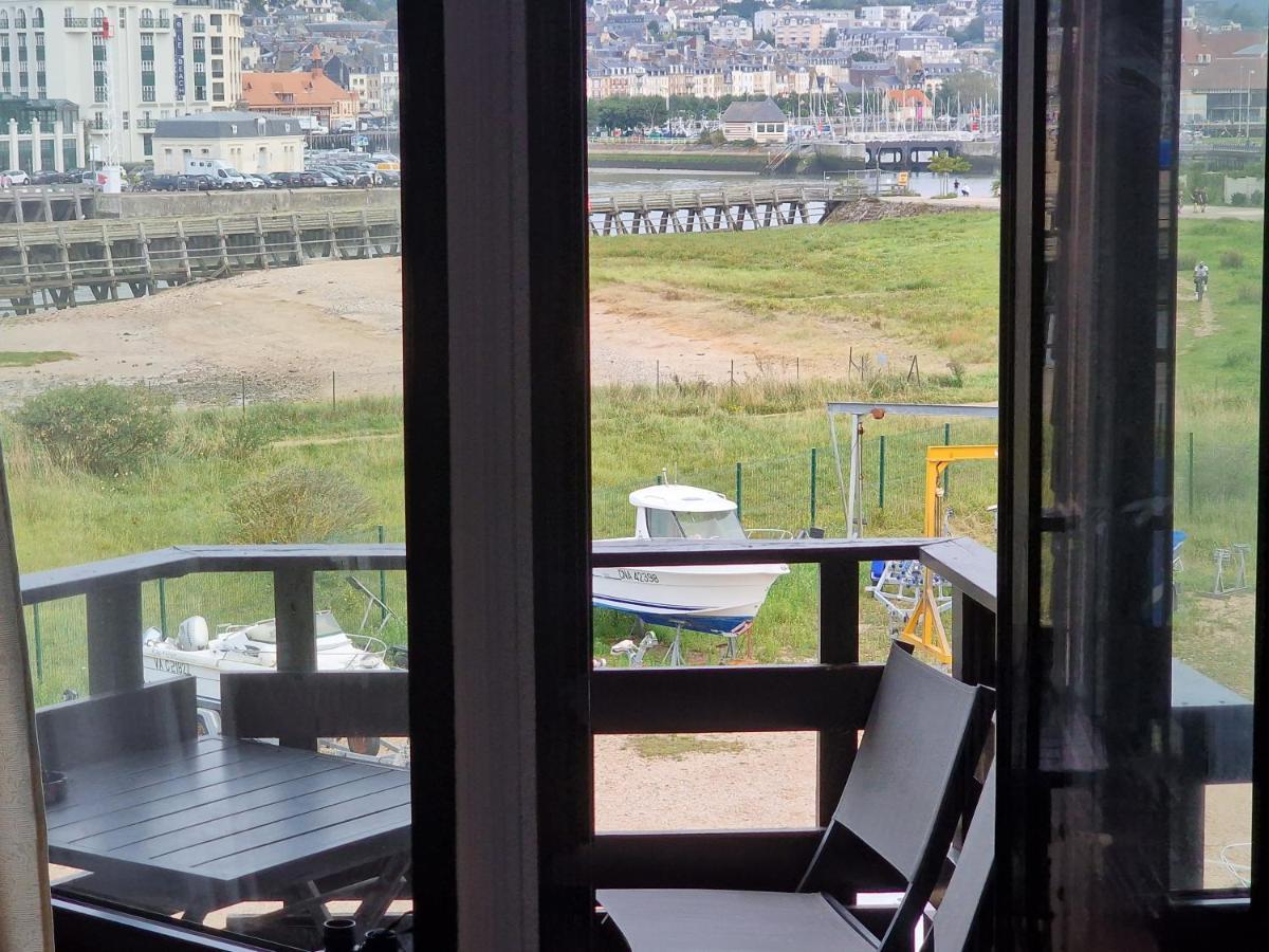 Le Cocooning-Studio Deauville Marina Avec Terrasse Vue Mer Et Plage Buitenkant foto